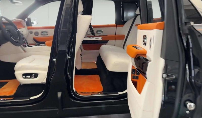 2023 Rolls-Royce Cullinan Shooting Star full