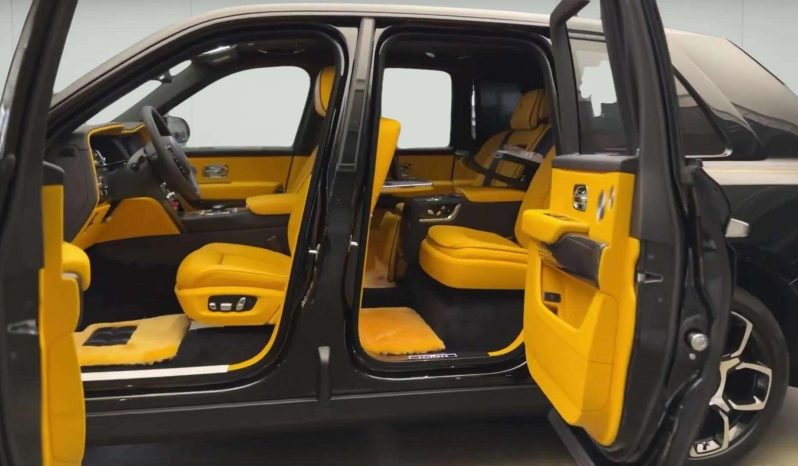 2023 Rolls-Royce Cullinan Black Badge full