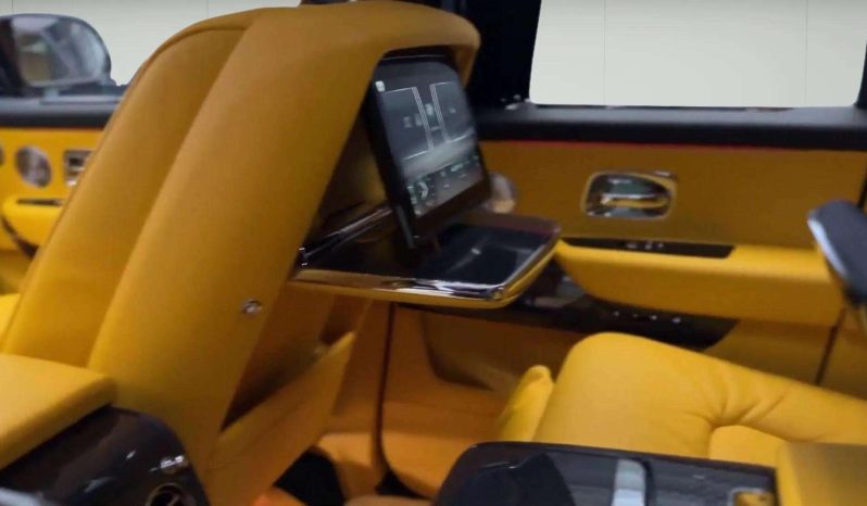 2023 Rolls-Royce Cullinan Black Badge full