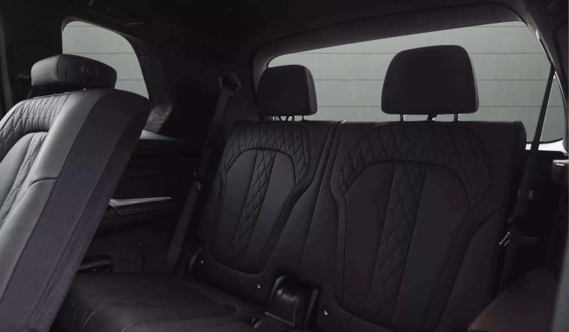 2023 BMW X7 xDrive40d M Sport Pro full