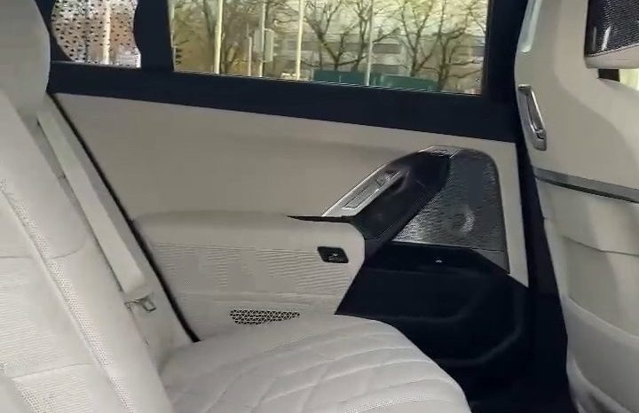 2024 BMW 740d xDrive M Sport full